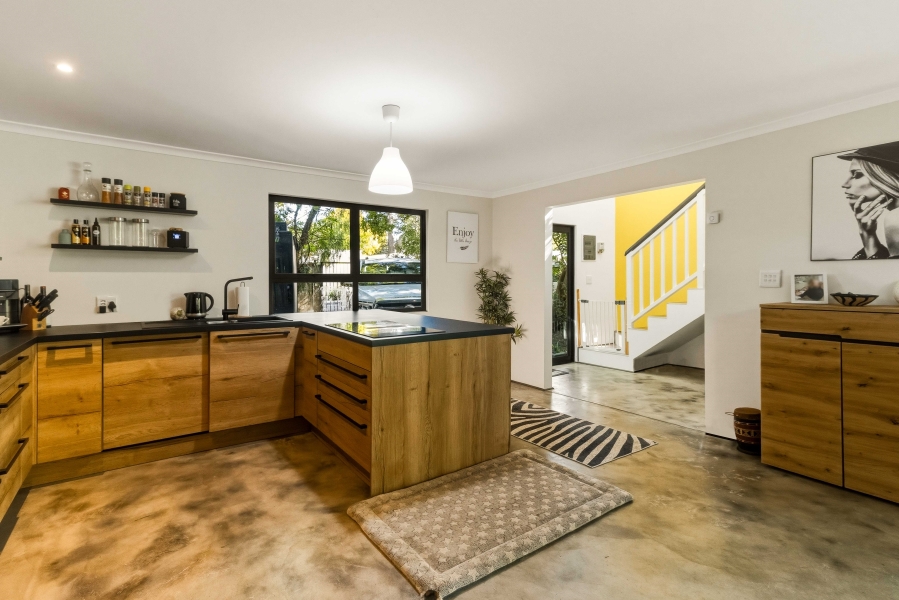 9 Bedroom Property for Sale in Golden Acre Western Cape